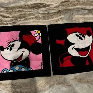 LOT OF 2 DISNEY MICKEY & CO  WASH CLOTH - MICKEY & CO NEW